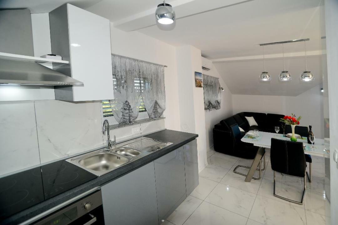 Apartment Olive Jovici  المظهر الخارجي الصورة