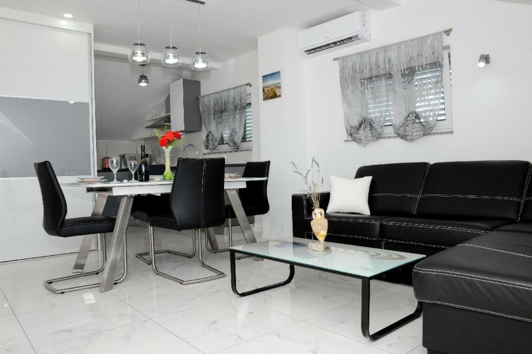 Apartment Olive Jovici  المظهر الخارجي الصورة
