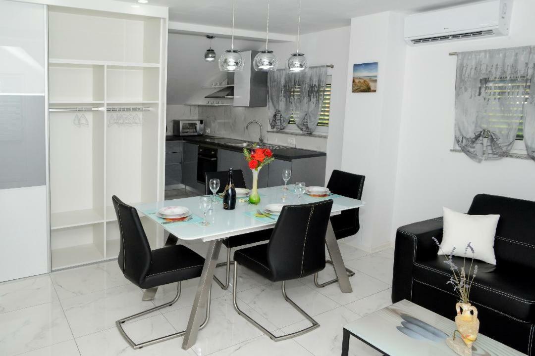 Apartment Olive Jovici  المظهر الخارجي الصورة